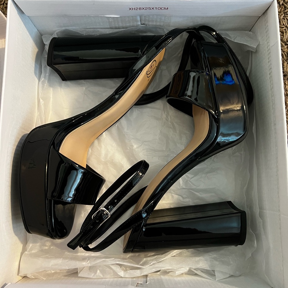 D Heels